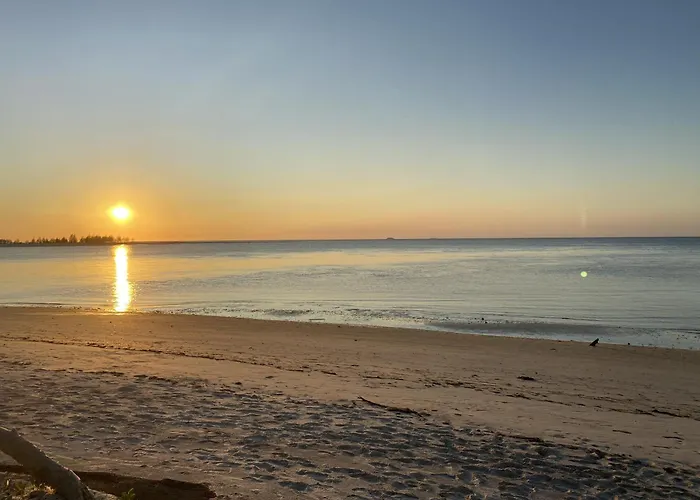 New Bweni Beach Lodge
