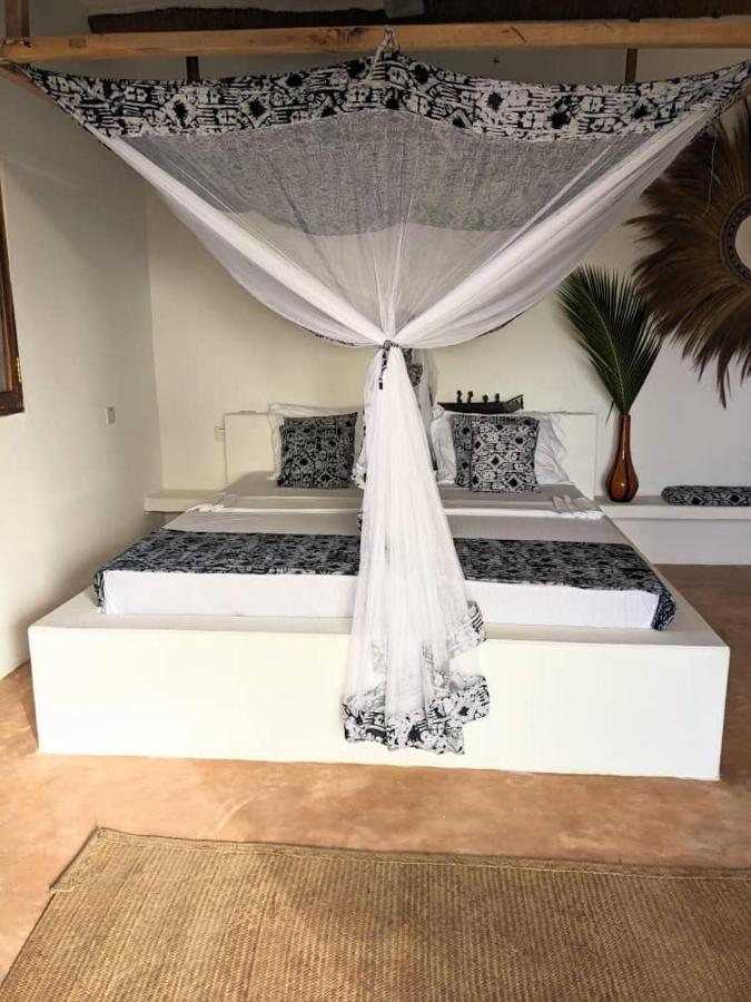 Lodge New Bweni Baleni