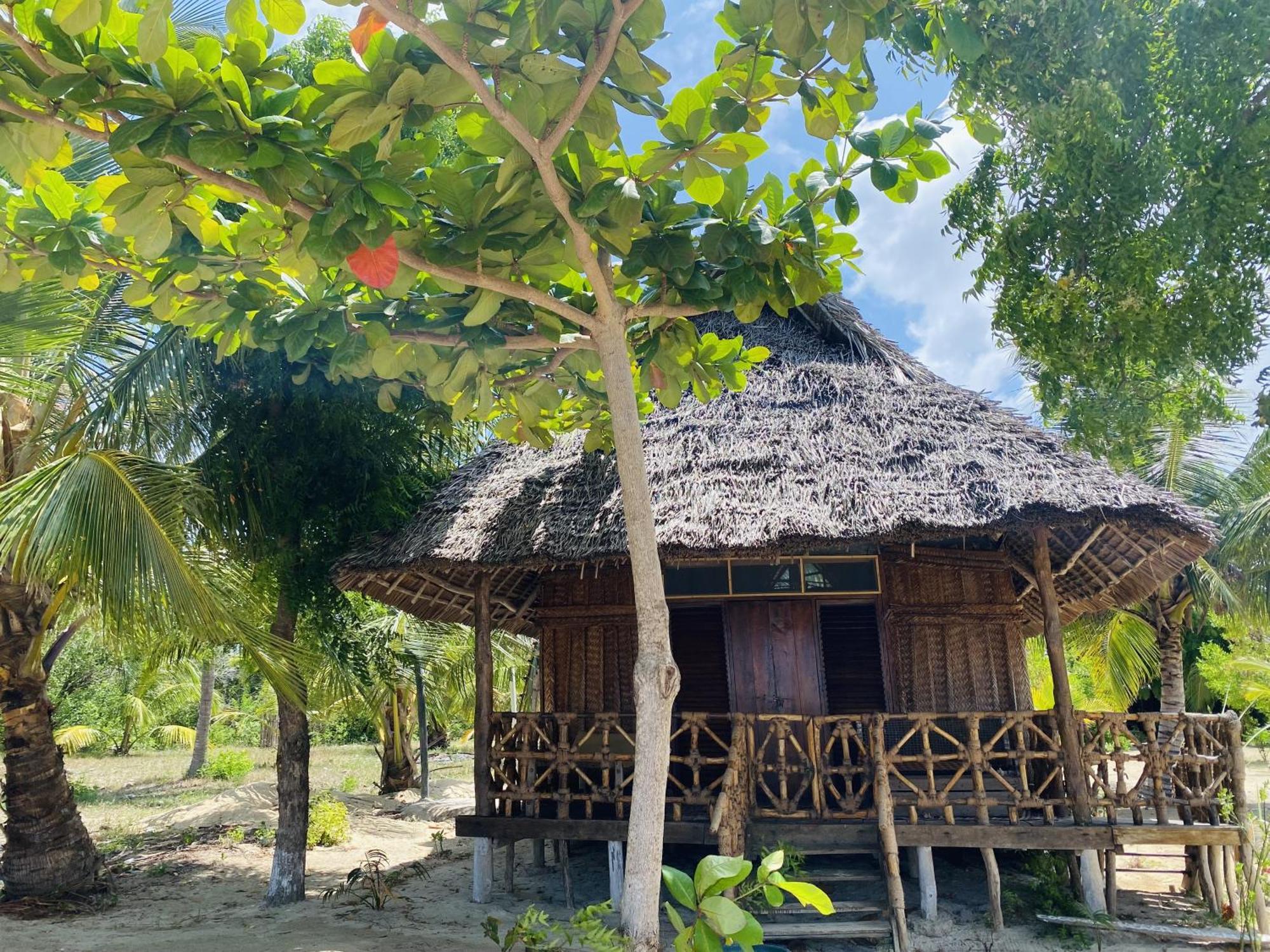 Lodge New Bweni Baleni